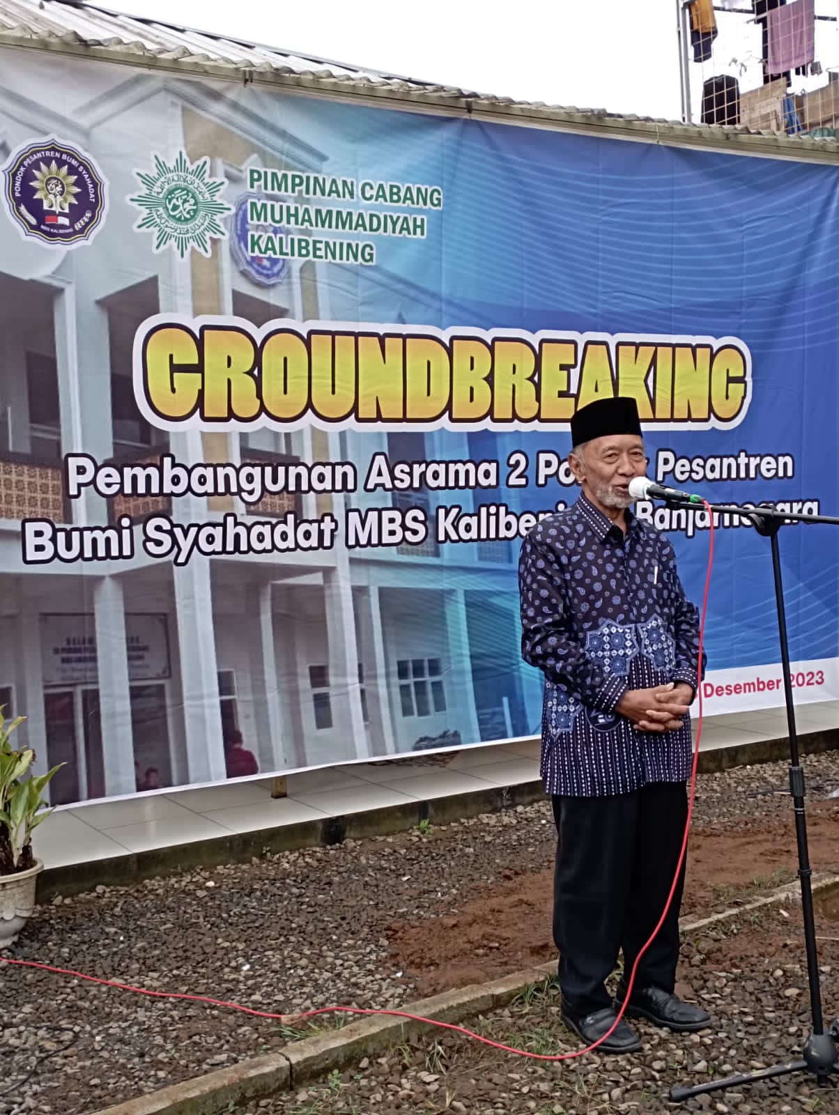 Hadiri Peletakan Batu Pertama, PDM PDA Kalibening Dukung Pembangunan Asrama 2 Ponpes Bumi Syahadat MBS Kalibening