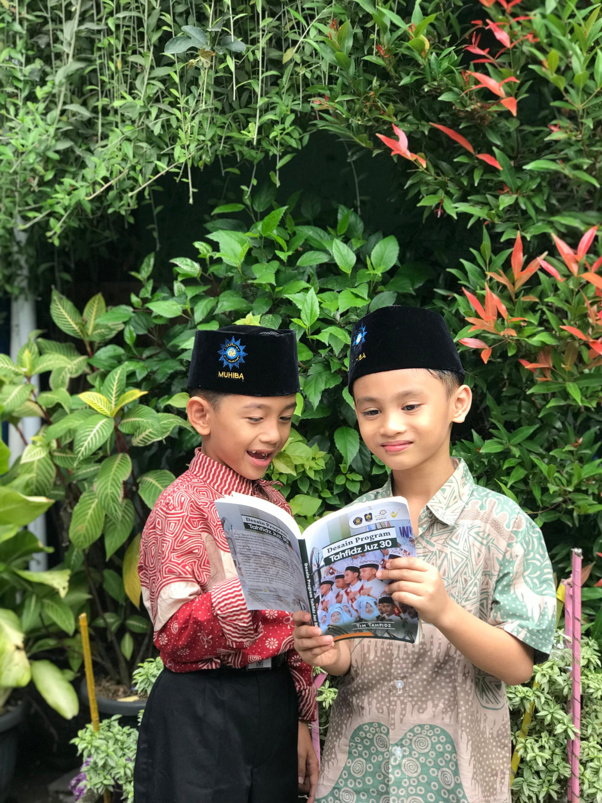 SD Muhammadiyah 1 & 4 Banjarnegara Luncurkan Buku Desain Program Unggulan Tahfidz