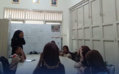 Penerapan Metode Nyanyian Sebagai Penunjang Pembelajaran Bahasa Inggris Untuk Siswa Kelas 4C SLB Mandiraja